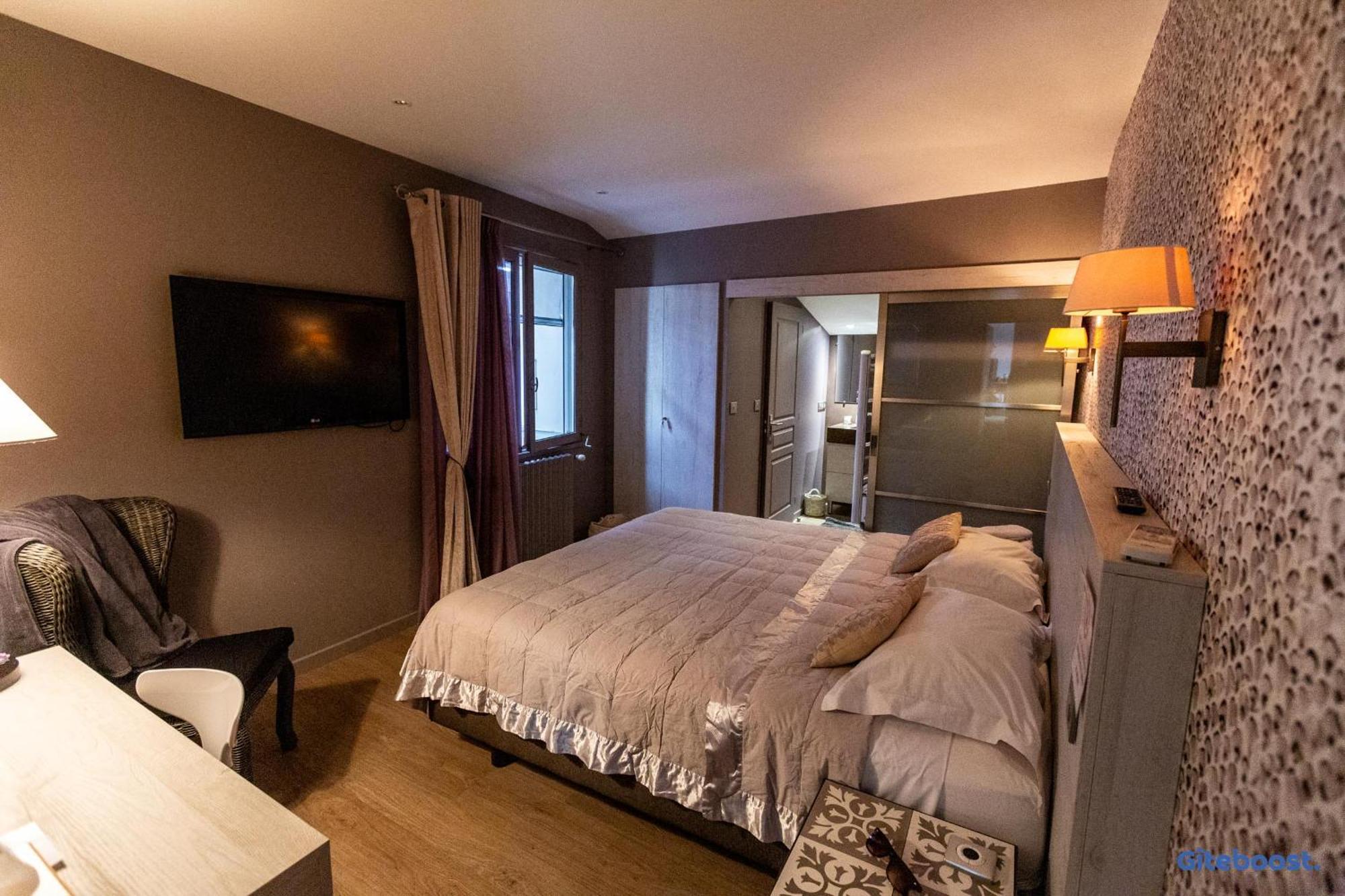 Le Val Des Sens Hotel Chatte ภายนอก รูปภาพ