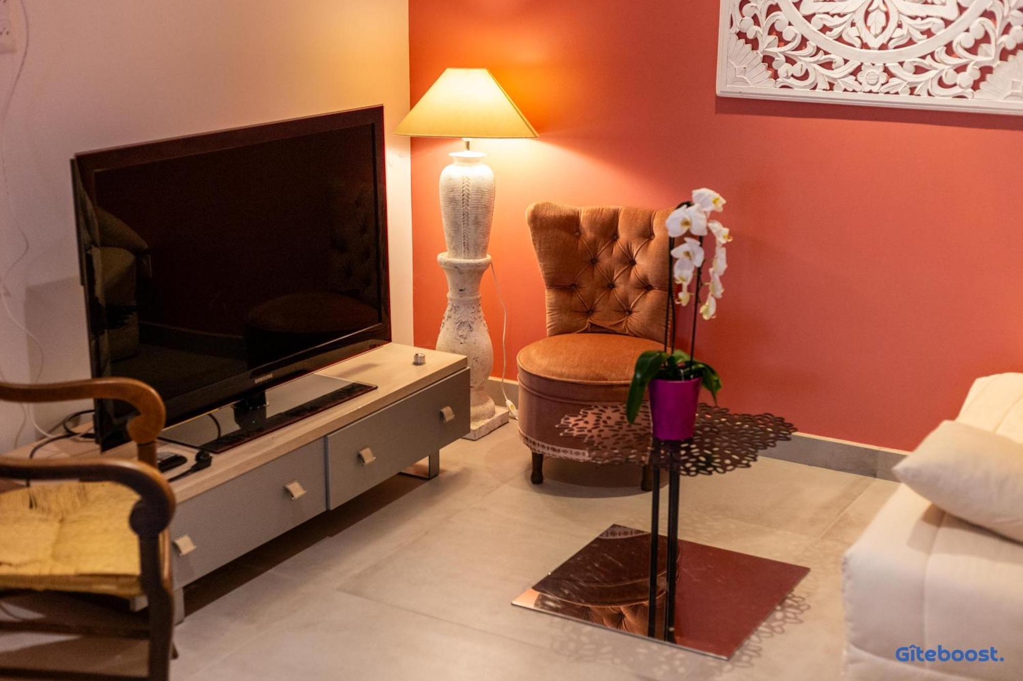Le Val Des Sens Hotel Chatte ภายนอก รูปภาพ